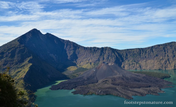 9.15am – Clearer view at the crater rim